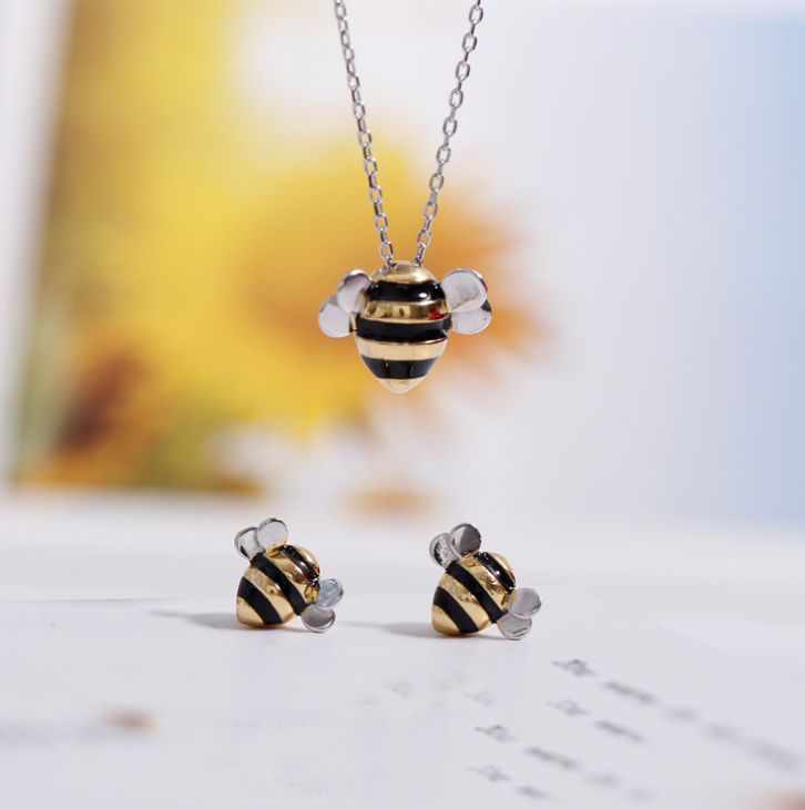 Riley Watson Jewellery Silver Bumblebee Jewelry Set by Riley Watson | Riley Watson Jewellery